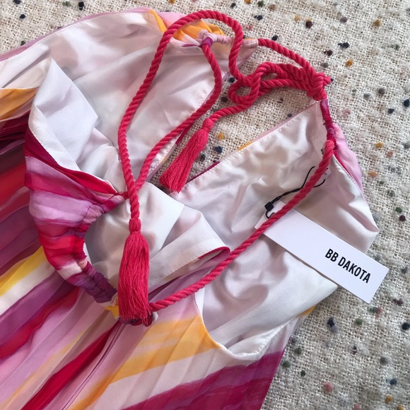 BB Dakota Summerlyn Mini Dress - Picture 8 of 11